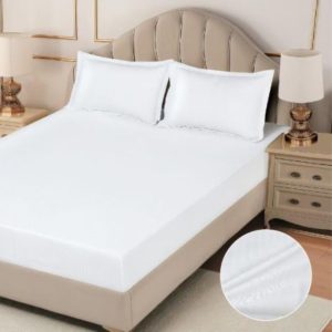 Husa de Pat Damasc cu Elastic – 3 Piese | Confort si Eleganta pentru Dormitorul Tau | COD 0558-CF