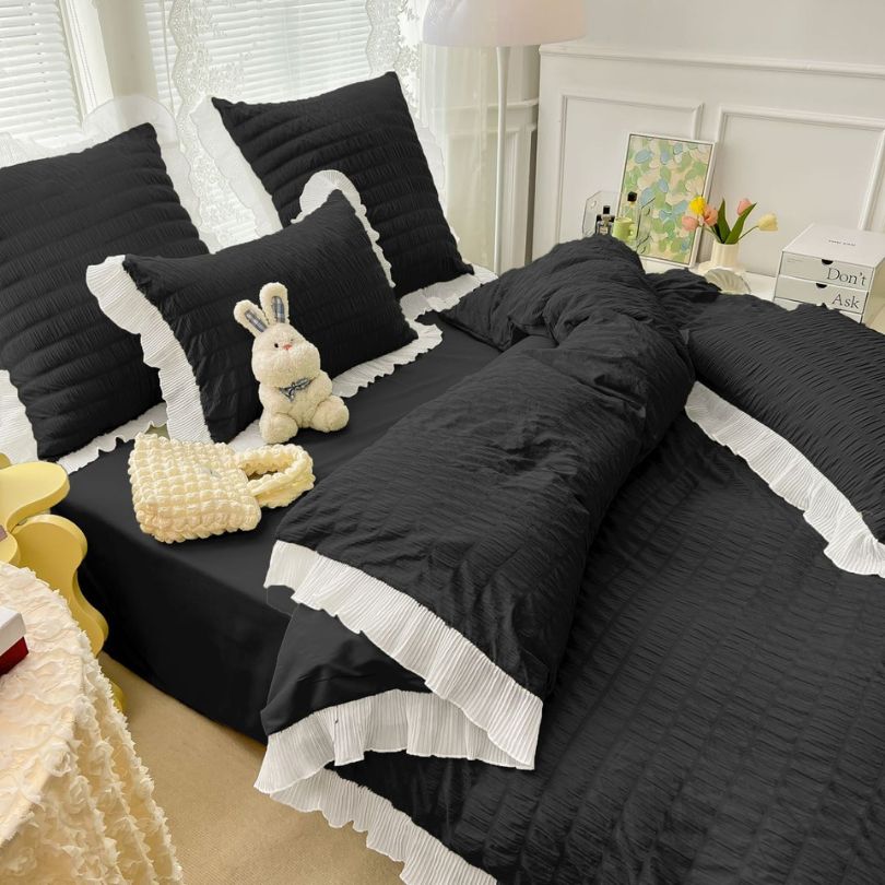 Lenjerie de Pat Finet Creponat – 6 Piese | Confort si Eleganta pentru Dormitorul Tau | COD 1090-J