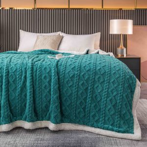 Patura cu Blanita - Confort si Eleganta pentru Casa Ta | COD 0714-J