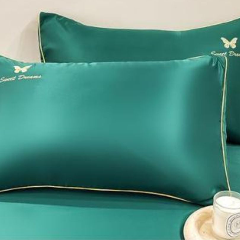 Lenjerie de Pat din Matase cu Pilota – 4 Piese: Eleganta si Rasfat în Dormitorul Tau | COD 0862-S - imagine 4