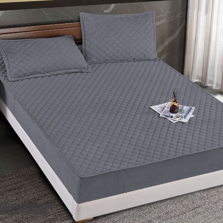 Husă Matlasată 160x200 – Protecție Premium și Confort Sporit | 0668-SI