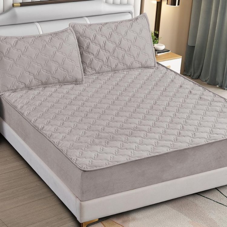 Husă Matlasată 180x200 – Protecție Premium și Confort Sporit | 0684-SI